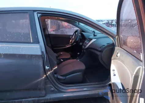 2012 Hyundai Accent Se z USA, uszkodzony, nr VIN KMHCU5AE3CU035293